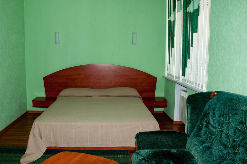 Hotel 7 Zirok Melitopolʼ Værelse billede